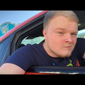 Meet your Posher, Christopher